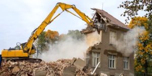 Lire la suite à propos de l’article Combien coûte la démolition d’une maison ?