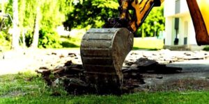 Lire la suite à propos de l’article Comment réaliser un terrassement de jardin ?